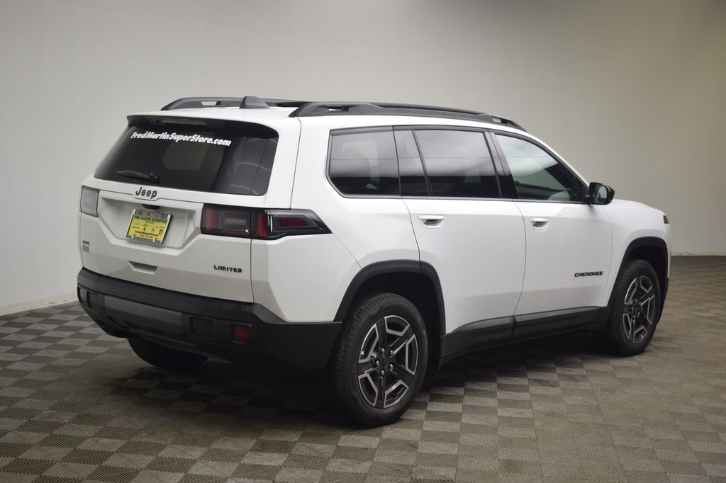 new 2026 Jeep Cherokee car, priced at $42,762