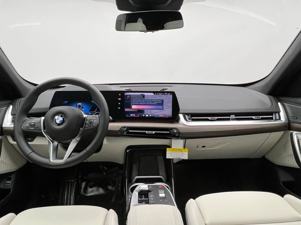 Thumbnail: 2026 BMW X1 - 10