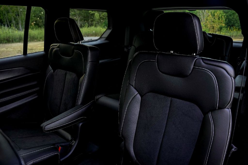 New Car 2025 Jeep Grand Cherokee L  Altitude X For Sale Under $50,000 In Taylor, Texas