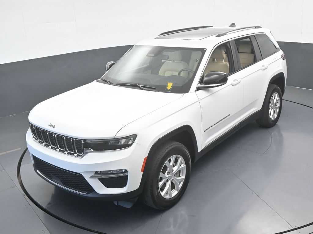 Used 2023 Bright White Clearcoat Jeep Limited image 50