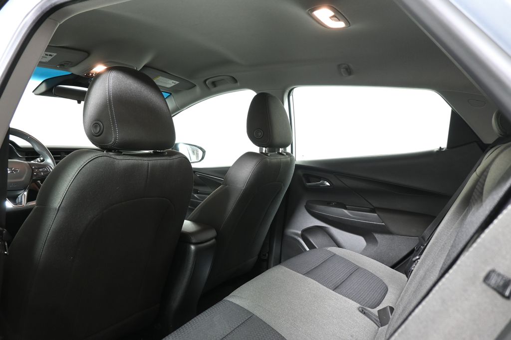 Thumbnail: 2023 Chevrolet Bolt EV - 30