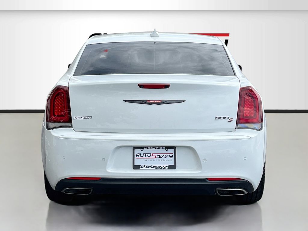 Used 2021 White Chrysler S image 6