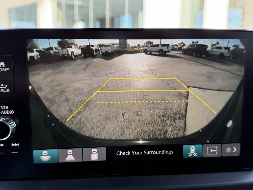 new 2025 Honda Pilot car, priced at $50,875