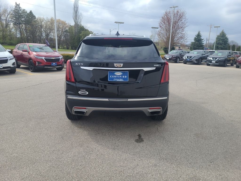 used 2021 Cadillac XT5 car, priced at $25,632