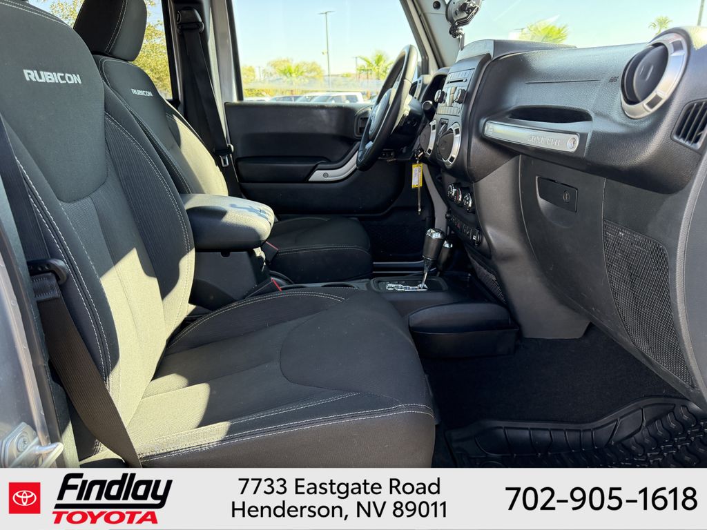 Used 2017 Jeep Wrangler SUV