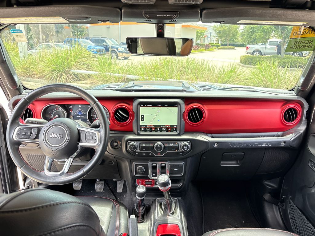 Certified Used 2018 Gray Jeep Rubicon image 7