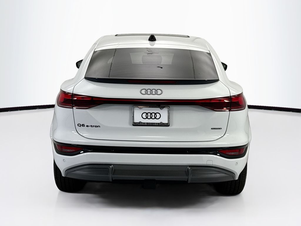 Thumbnail: 2027 Audi Q6 e-tron - 6