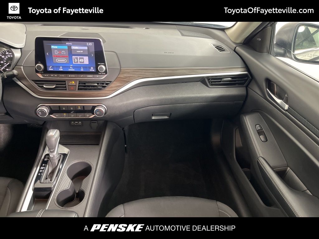 Thumbnail: 2025 Nissan Altima - 16