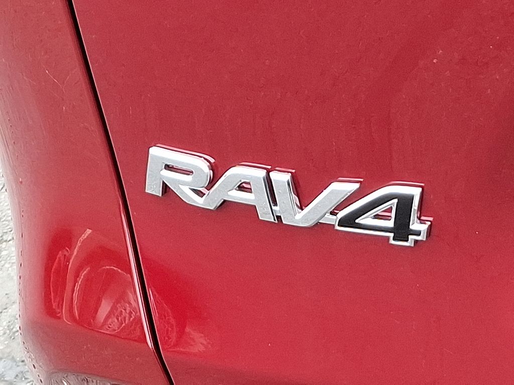 Thumbnail: 2025 Toyota RAV4 - 32