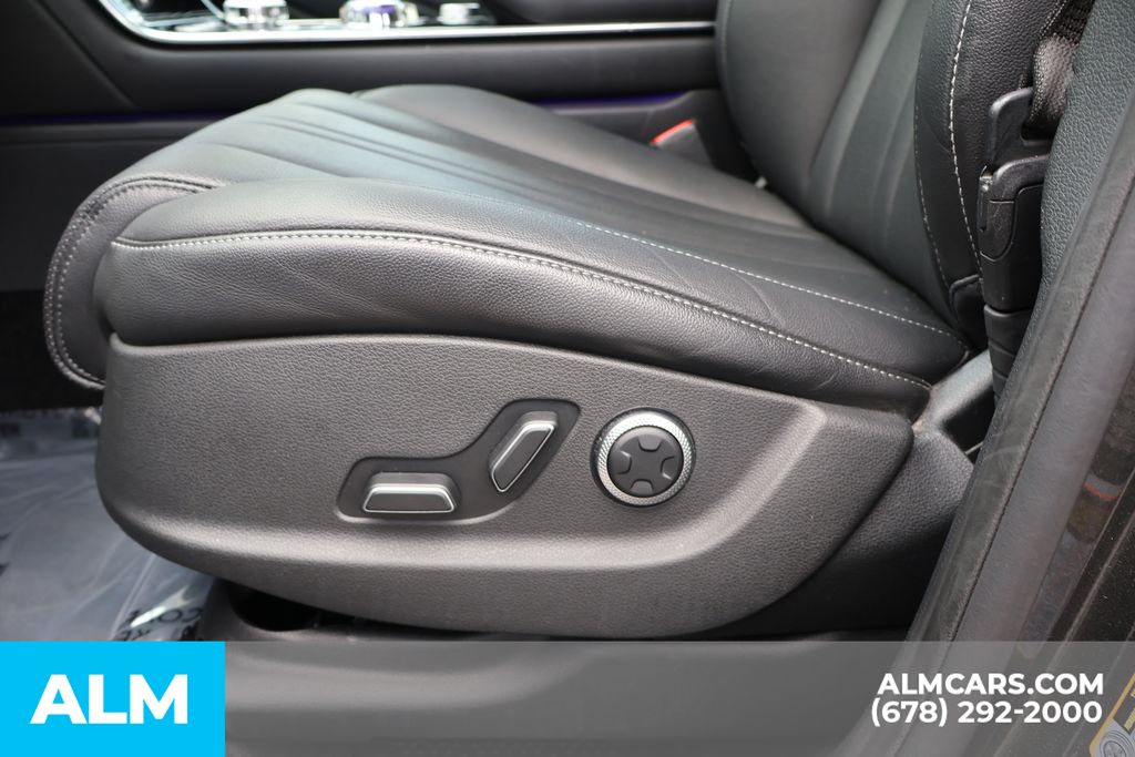 Used 2025 Gray Genesis 2.5T image 13
