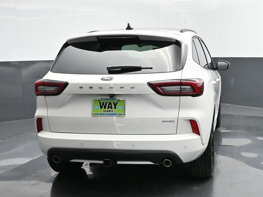 2024 Ford Escape ST-Line Elite
