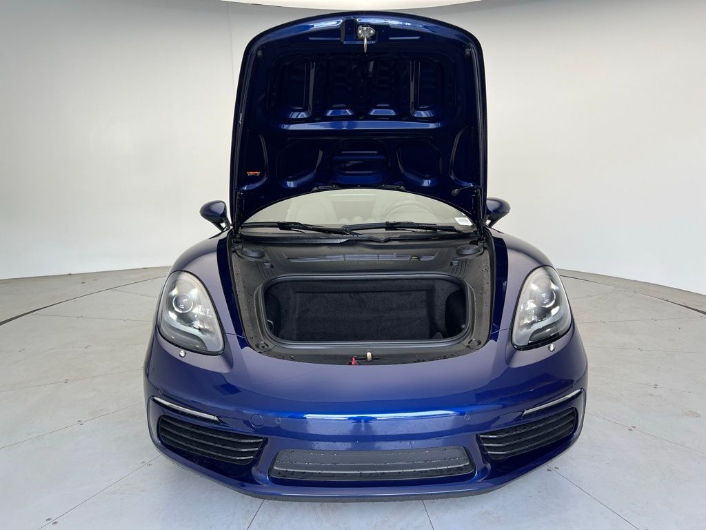 Thumbnail: 2025 Porsche 718 Cayman - 25