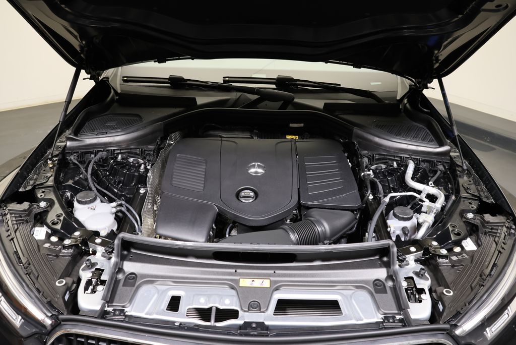 Thumbnail: 2026 Mercedes-Benz GLC - 11