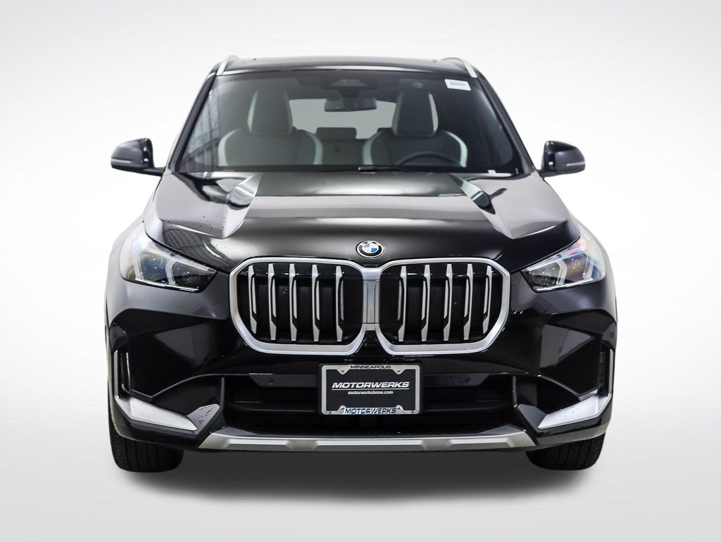 Thumbnail: 2026 BMW X1 - 8