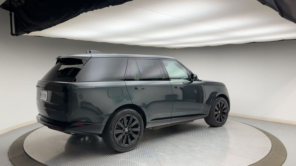 Thumbnail: 2025 Land Rover Range Rover - 2