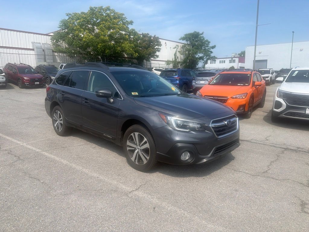 Gray Metallic 2018 Subaru Outback 2.5i Limited AWD Wagon All-Wheel Drive Continuously Variable Transmission