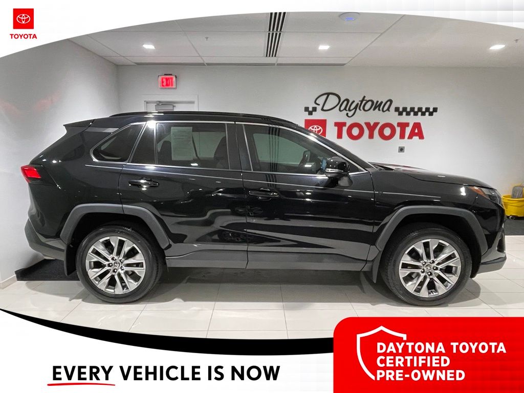 Used 2024 Toyota RAV4 SUV