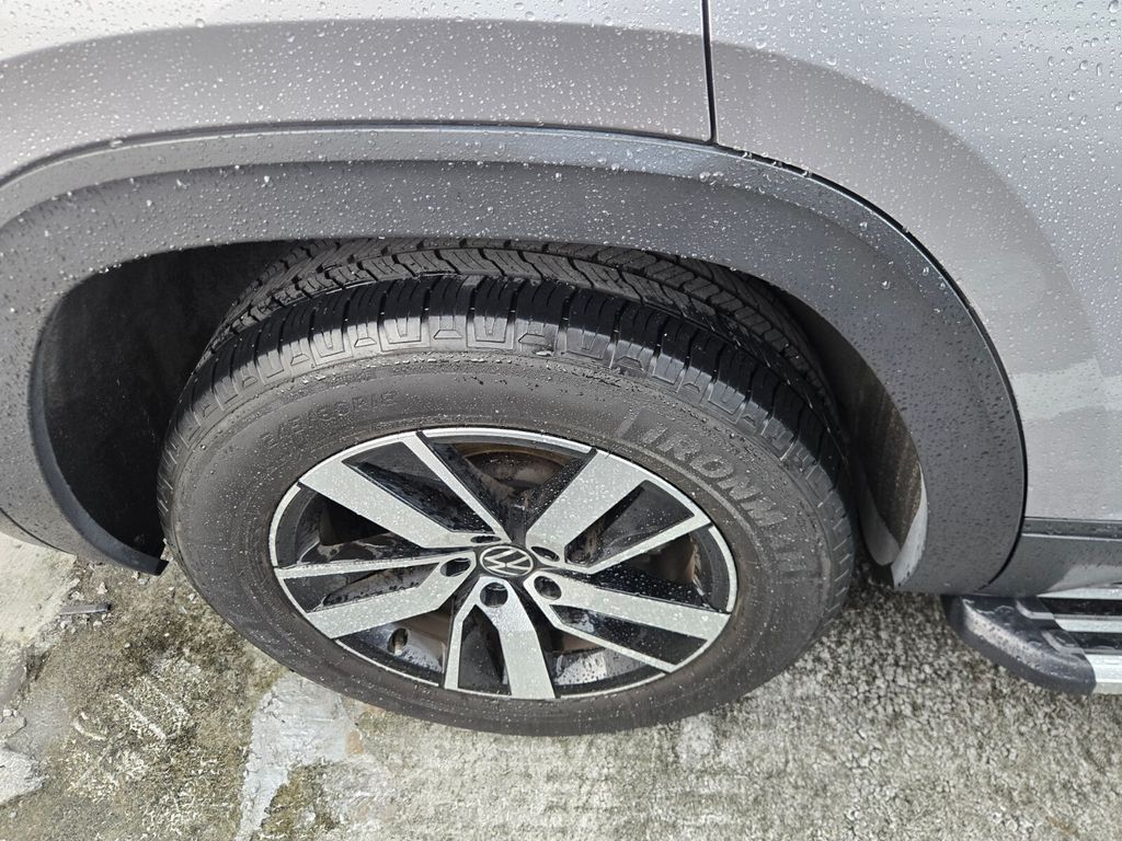 2022 Volkswagen Atlas - $18,700