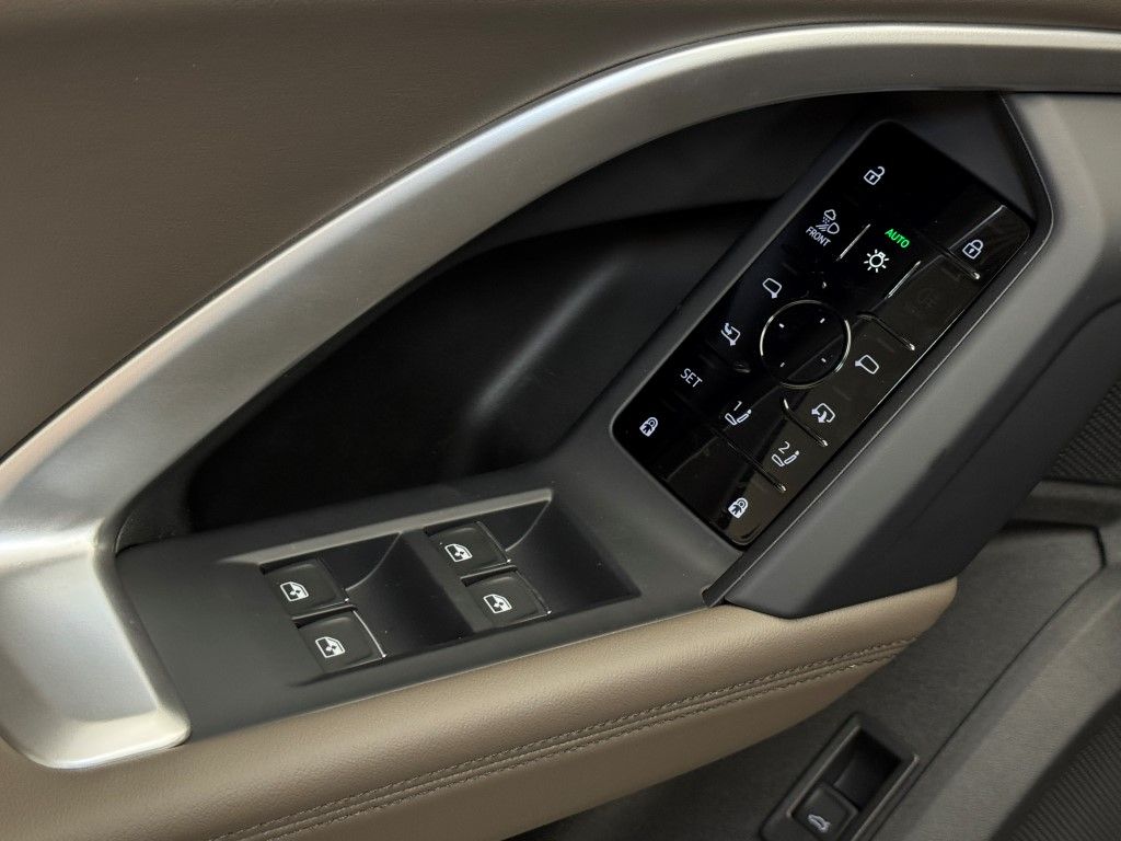 2025 Audi Q5 Premium 32