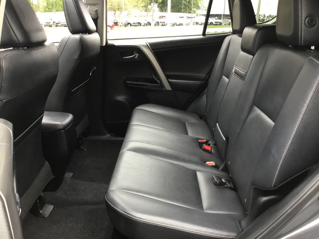 Thumbnail: 2017 Toyota RAV4 - 12