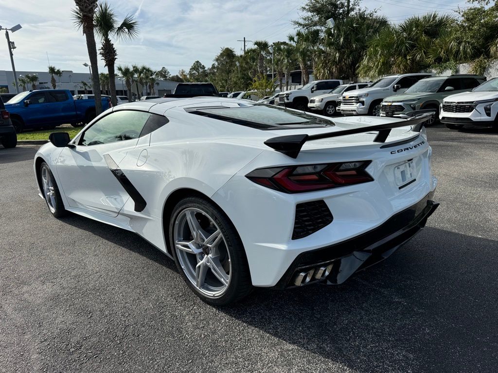 2025 Chevrolet Corvette Stingray 6