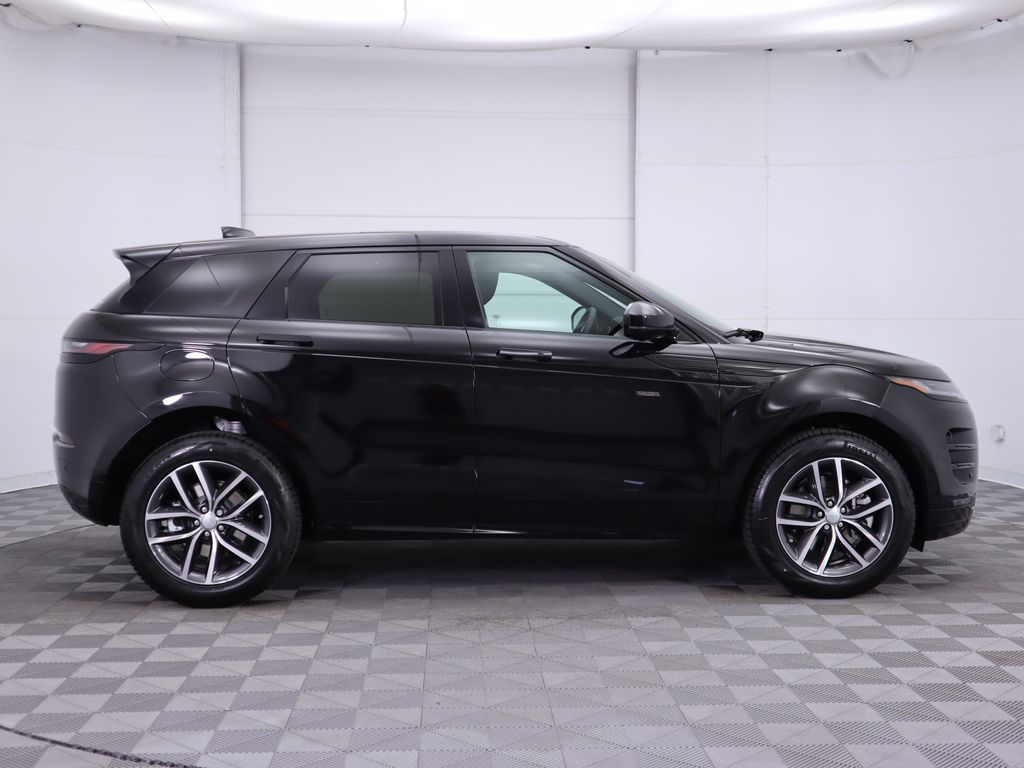 Thumbnail: 2024 Land Rover Range Rover Evoque - 4