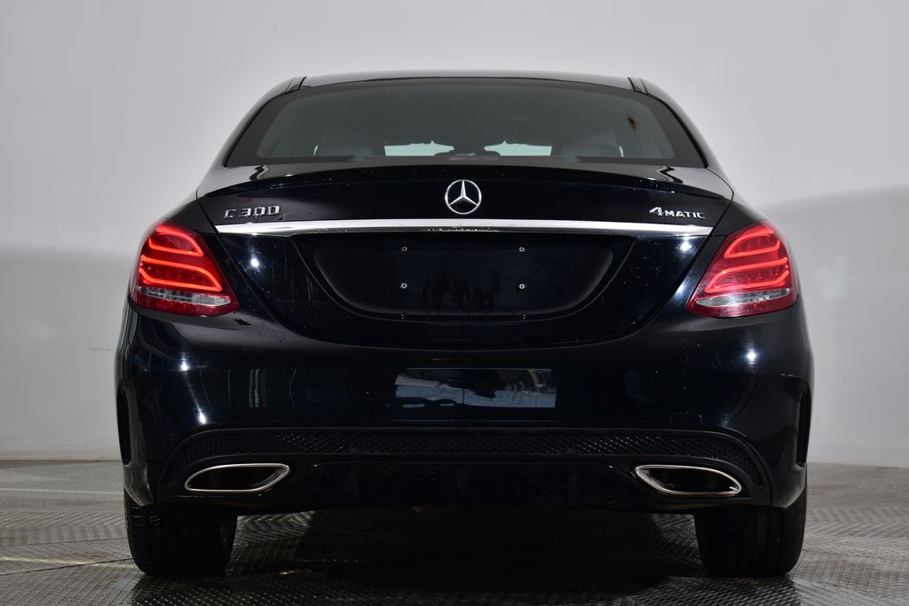 Thumbnail: 2016 Mercedes-Benz C-Class - 4