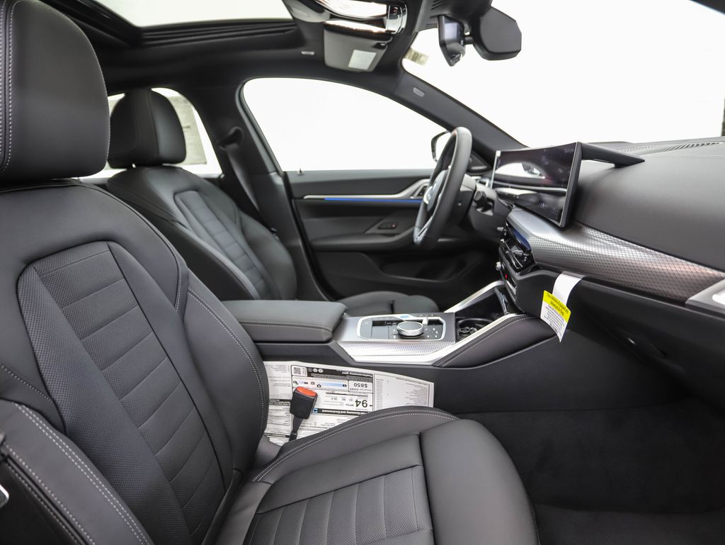 2025 BMW i4 M50 29
