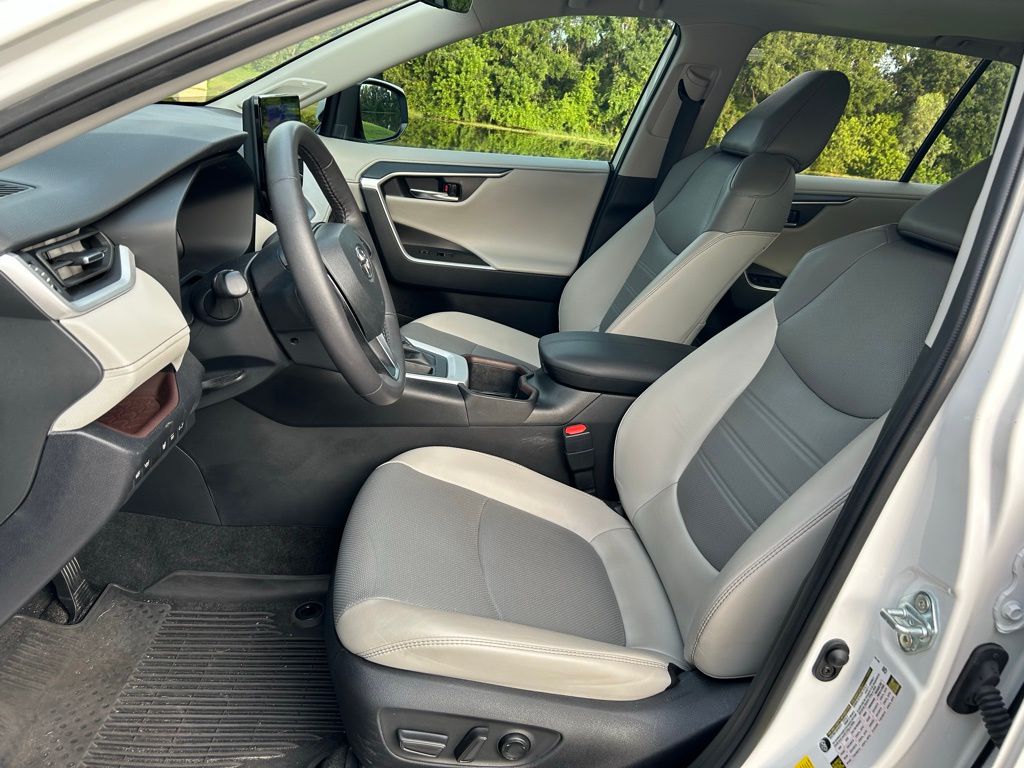 2024 Toyota RAV4 Limited 14
