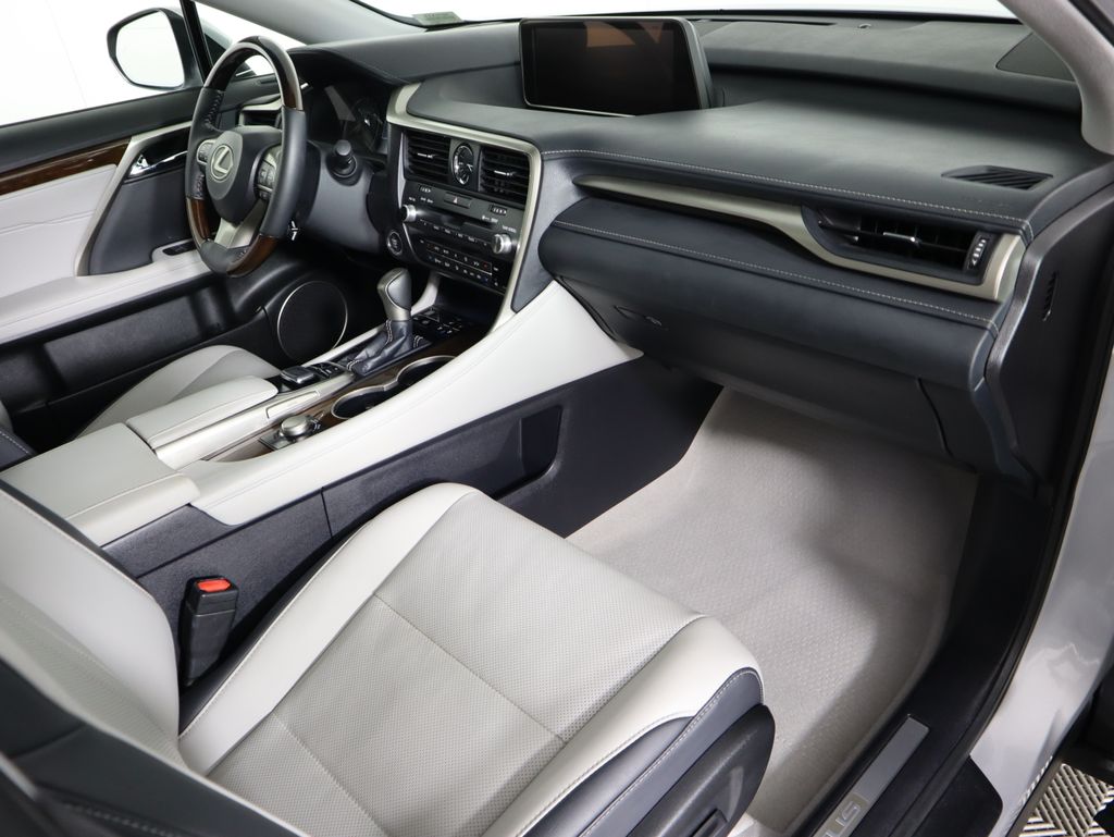 Thumbnail: 2017 Lexus RX - 19