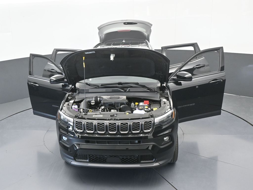 New 2026 Diamond Black Crystal Pearlcoat Jeep Latitude image 65