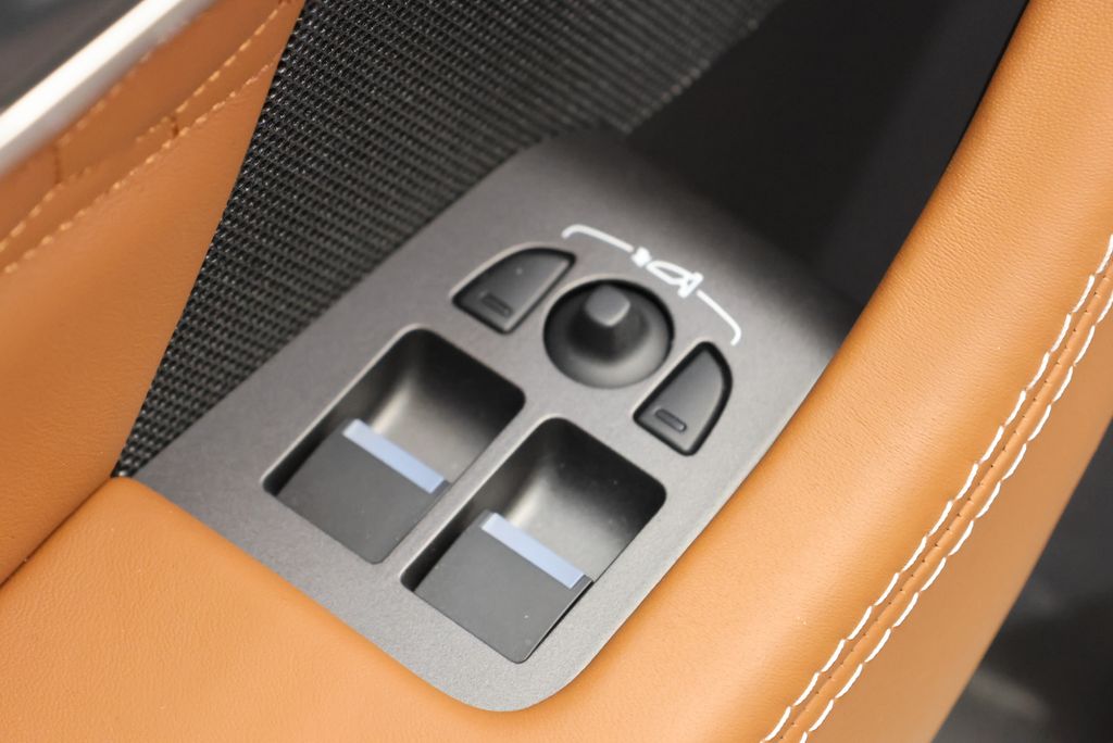 Thumbnail: 2023 Jaguar F-Type - 27