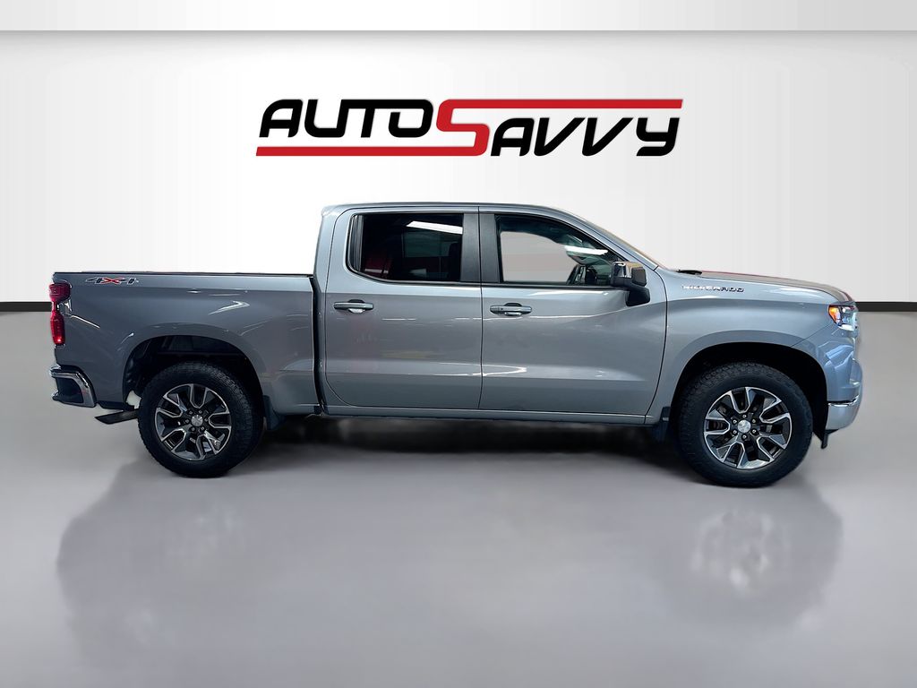 Used 2024 Sterling Gray Metallic Chevrolet LT image 8