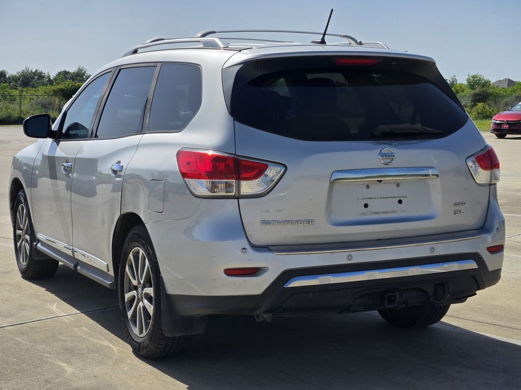 2016 Nissan Pathfinder SL Silver at Bravo Nissan