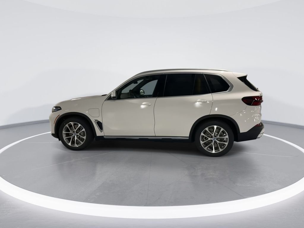 2025 BMW X5 xDrive50e 5