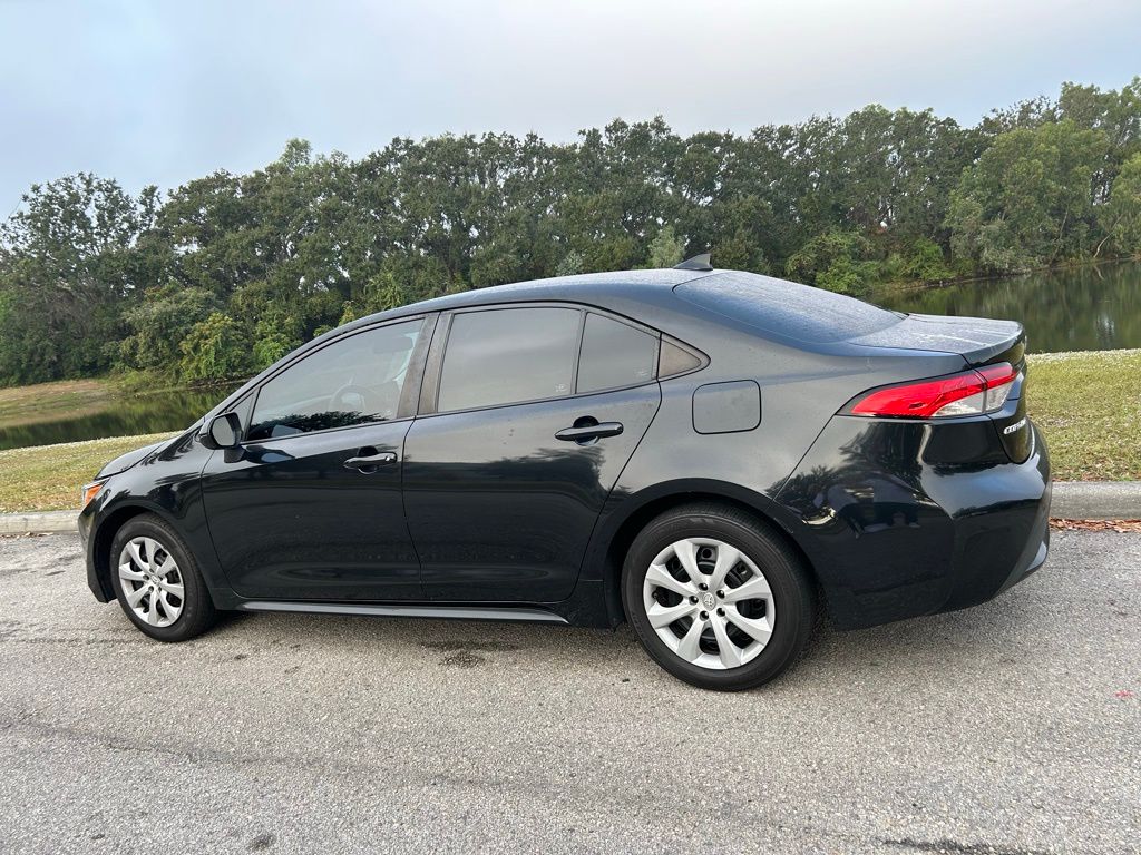 Thumbnail: 2021 Toyota Corolla - 3