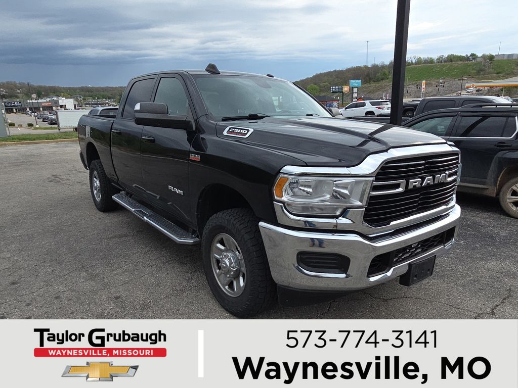 Diamond Black Crystal Pearlcoat 2021 RAM 2500 Big Horn Crew Cab 4WD Pickup Truck Four-Wheel Drive 8-Speed Automatic