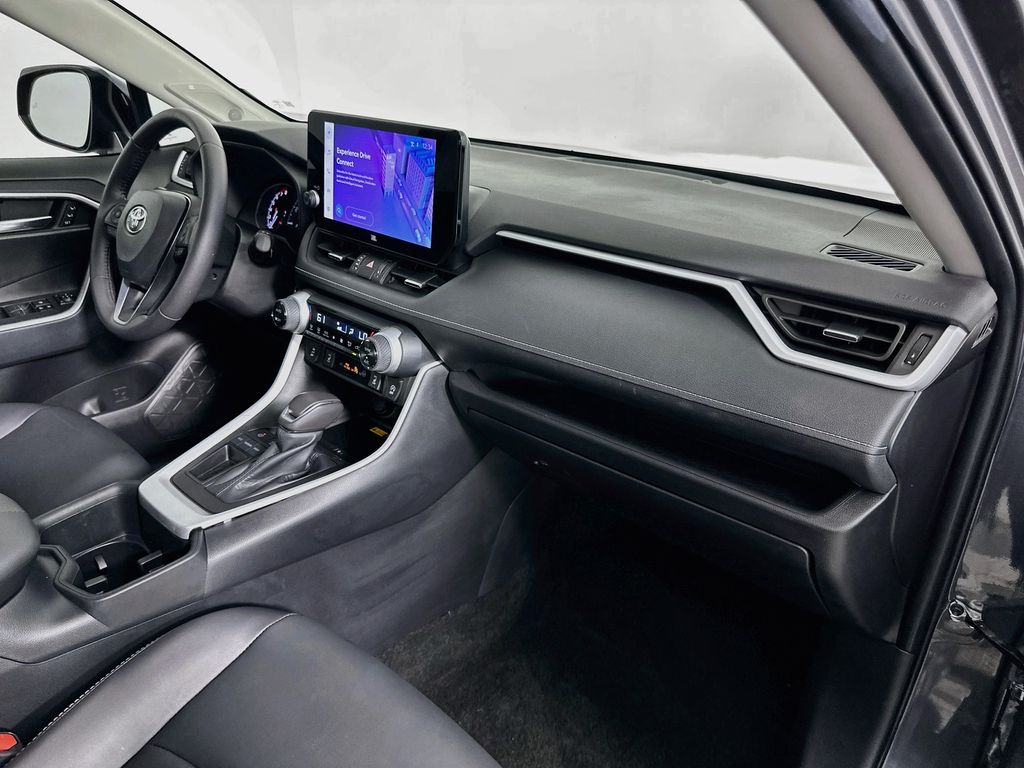Thumbnail: 2024 Toyota RAV4 - 29