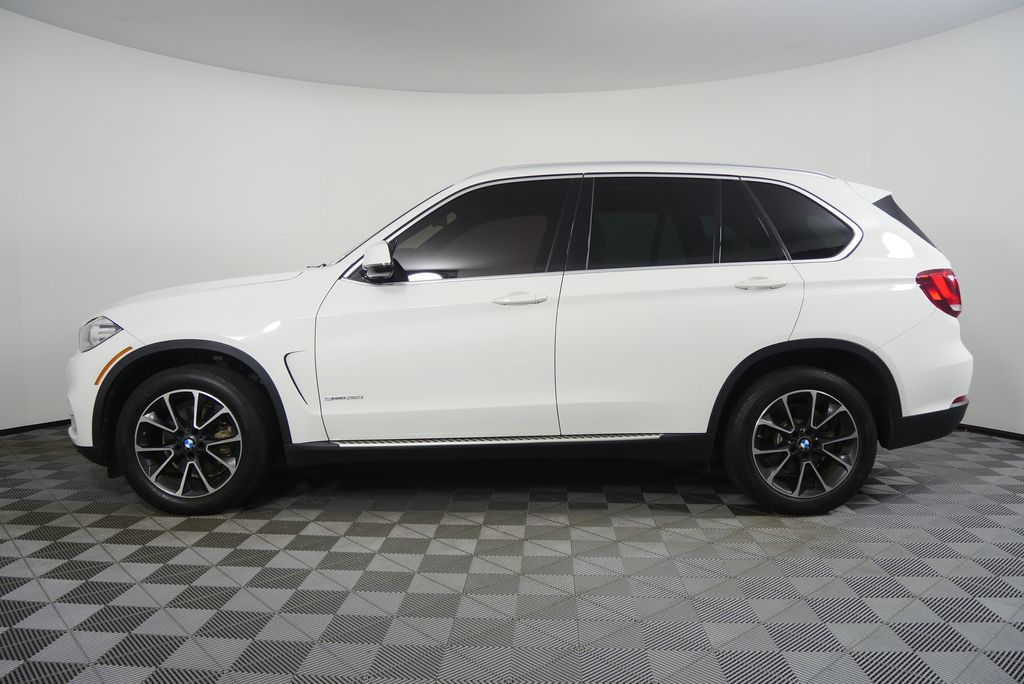 Thumbnail: 2017 BMW X5 - 6