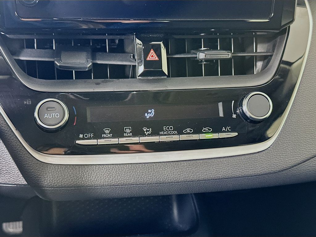 Thumbnail: 2024 Toyota Corolla - 16