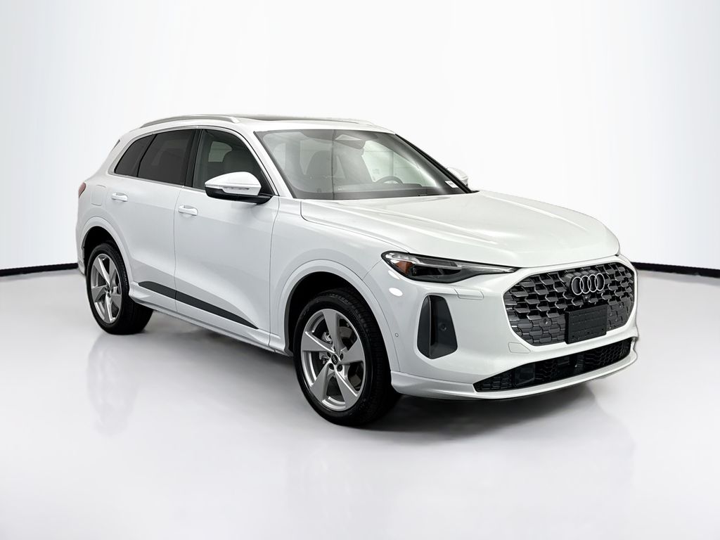 Thumbnail: 2025 Audi Q5 - 3