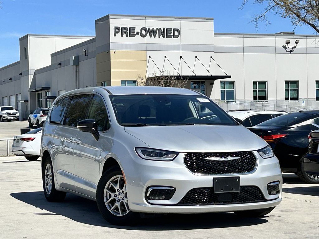 2024 Chrysler Pacifica Touring L FWD