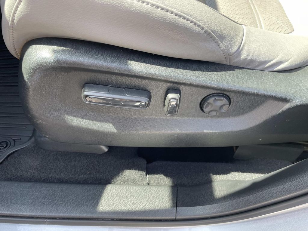 Used 2017 Honda CR-V SUV