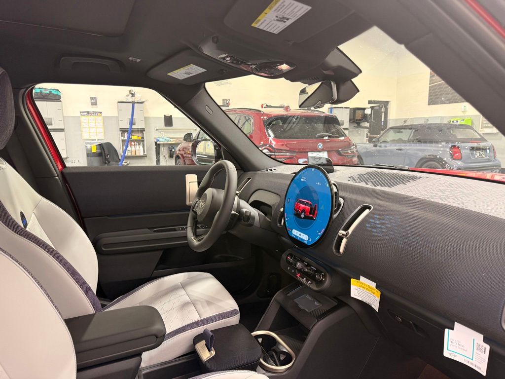 Thumbnail: 2027 MINI Cooper Countryman - 28