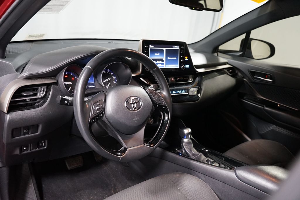 Thumbnail: 2019 Toyota C-HR - 7
