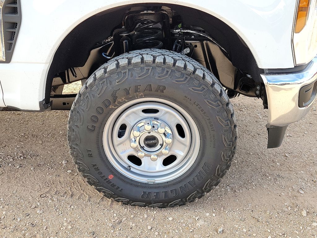 New 2026 White Ford XL image 14