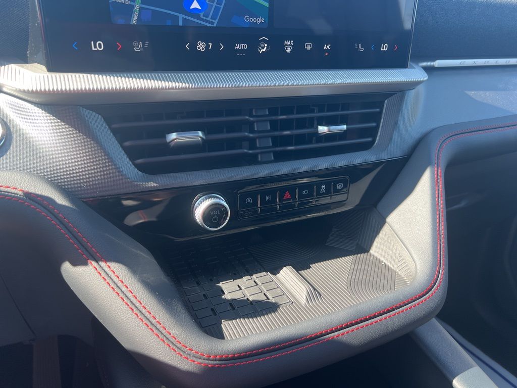 2025 Ford Explorer