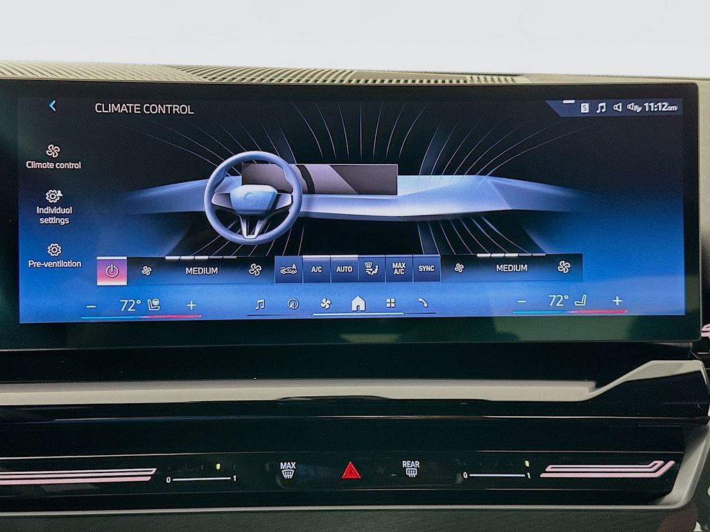 Thumbnail: 2025 BMW 5 Series - 16