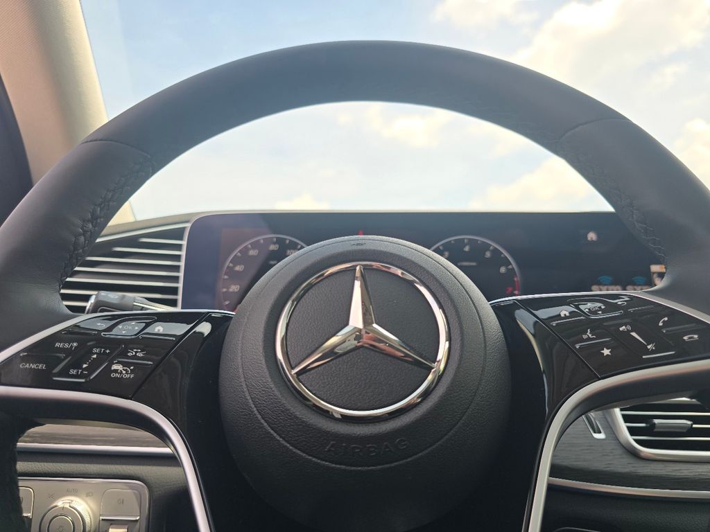 New 2026 Black Mercedes-Benz GLE 350 image 29