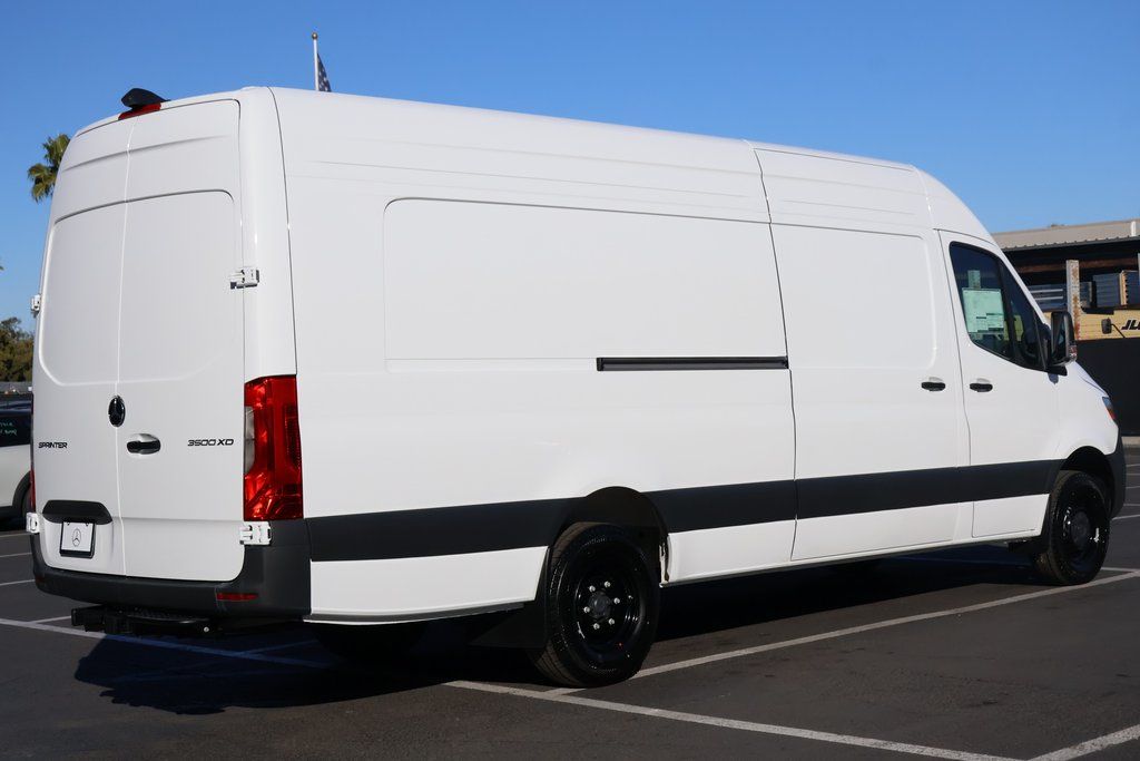 2025 Mercedes-Benz Sprinter 3500 2